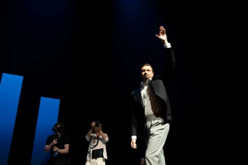 Jordan Bardella et le RN : entre national-conservatisme et influences politiques italiennes