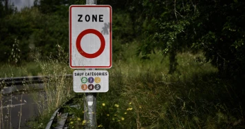 Suppression des Zones à Faibles Émissions : Un Recul pour l'Écologie en France