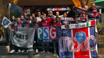 Parade des Fans Mexicains du PSG pour la Finale de la Ligue des Champions