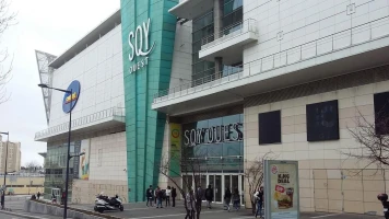 Tragique Accident à Montigny-le-Bretonneux : Une Jeune Femme Perd la Vie