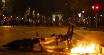 Tensions sur les Champs-Élysées après la victoire du PSG en Ligue des champions