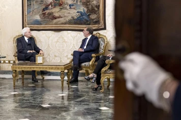 Confrontation entre Elon Musk et Sergio Mattarella : Une lutte entre autocratie et démocratie
