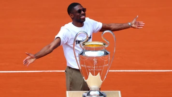 Ousmane Dembélé Acclamé à Roland-Garros Après la Victoire du PSG en Ligue des Champions