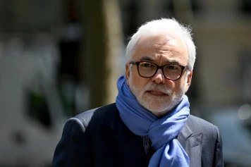 Pascal Praud remplace Cyril Hanouna sur Europe 1 : Tout ce qu'il faut savoir