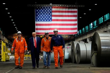 Donald Trump Renforce les Droits de Douane sur l'Acier et l'Aluminium en 2025