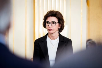 Scandale : La ministre de la Culture perçut 300 000 euros de GDF Suez tout en niant ses relations