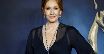 J.K. Rowling et la Controverse du Fonds pour les Femmes : Analyse des Impacts Sociétaux