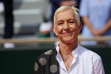 Martina Navratilova : Controverse sur la Participation des Transgenres dans le Sport Féminin