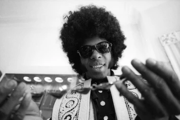 Hommage à Sly Stone : Légende de la musique et icône des années 60 et 70