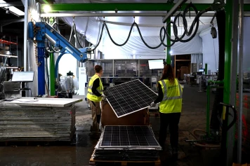Le Rassemblement National et l'Avenir Énergétique de la France : Nucléaire en Force, Éolien et Solaire en Moratoire