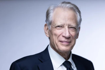 Dominique de Villepin lance 'La France humaniste' en vue de l'élection présidentielle de 2027