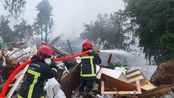 « Fermez vos fenêtres » : les fumées d’un incendie dans le Val-d’Oise incommodent jusqu’à Paris