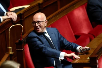 Échec des propositions de loi d'Éric Ciotti : tensions au sein de l'UDR