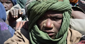 Expulsions inhumaines de migrants subsahariens : l'Algérie face à la Tunisie