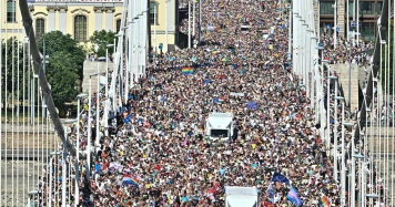 Marche des Fiertés à Budapest : Un Acte de Résistance contre l'Autoritarisme
