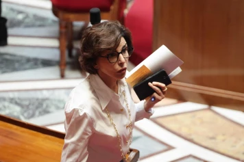 Échec de la réforme de l'audiovisuel public en France : Votée par les députés