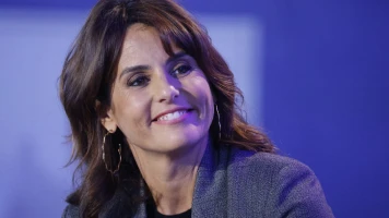 Faustine Bollaert reprend Les Enfants de la télé sur France 2