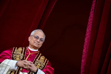 Le Pape Léon XIV : Retour aux Traditions à Castel Gandolfo