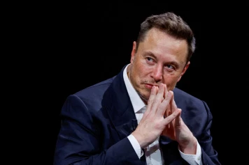 Musk et la chute du cours de l'action Tesla : le dilemme politique