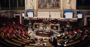 Adoption d'une Loi Controversée sur l'Agriculture : Débats et Réactions