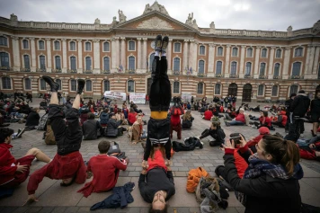 Toulouse : Manifestation culturelle pour défendre les budgets publics