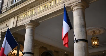 Recours contre la Loi Agricole Duplomb : Les Députés Insoumis, Écologistes et Communistes Agissent