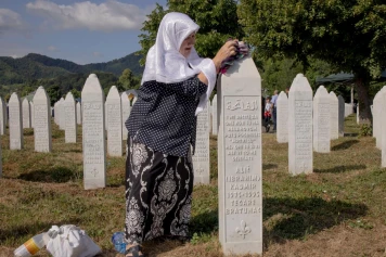 Trentième Anniversaire du Génocide de Srebrenica : Un Deuil Partagé