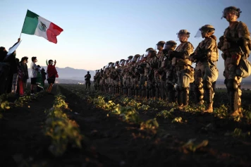 Tragédie à Los Angeles : Un Ouvrier Agricole Meurt lors d'une Opération de Police de l'Immigration