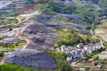 La Chine : Leader Mondial de la Transition Écologique en 2024