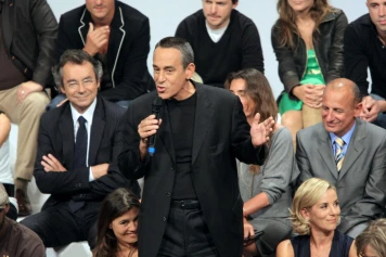 Hommage à Thierry Ardisson : Une Légende de la Télévision Française S'éteint