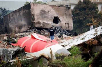 Crash tragique d'Air India : analyse et implications pour la sécurité aérienne