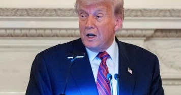 Affaire Epstein : après la diffusion d’une lettre salace qui lui est attribuée, Trump poursuit en justice le «Wall Street Journal»