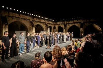 Le Procès Pelicot par Milo Rau au Festival d’Avignon 2025 - Théâtre du réel intense