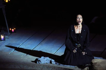 Hommage à Béatrice Uria-Monzon : La Grande Mezzo-Soprano Franco-Espagnole