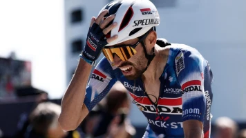 Valentin Paret-Peintre Remporte la 16e Étape du Tour de France 2025 au Mont Ventoux