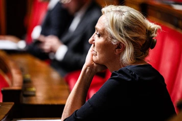 Marine Le Pen : Salaire et Engagement Politique Post-Présidence