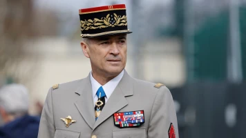 Changement à la tête des armées françaises : le général Burkhard cède sa place au général Mandon
