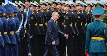 Ultimatum de Trump à Poutine : Vers une Crise Économique Russe ?