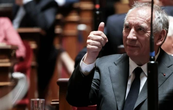François Bayrou mis en demeure par son syndic de copropriété : un conflit qui s'intensifie
