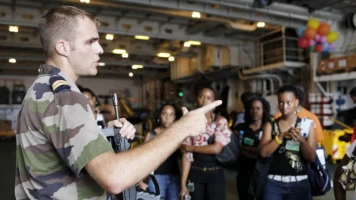 Réforme de la Journée de Défense et de Citoyenneté : Une nouvelle expérience militaire pour les jeunes