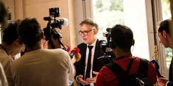 Au PS, Olivier Faure perd son « référendum » interne sur la désignation du candidat social-démocrate à la présidentielle