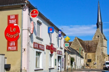 « 62% des communes ne comptent plus aucun commerce » : les propositions du Sénat pour enrayer le déclin des commerces de proximité
