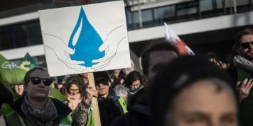 A Rennes, plusieurs milliers de personnes manifestent pour la défense de l’eau, cible, selon eux, du lobbying agricole