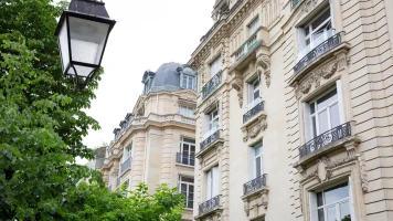 « Je soutiens Patrick à 100 % » : à Neuilly, les avis partagés des voisins de Bruel