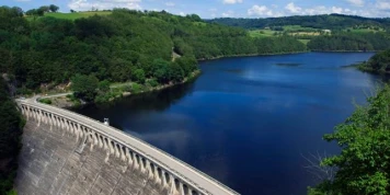 Hydroélectricité : une réforme adoptée par le Parlement ouvre la voie à la relance des investissements dans les barrages français