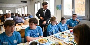 Bac 2026 : le stress des candidats, pris de court par l’annonce de la hausse du niveau attendu en orthographe