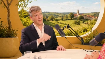 Présidentielle 2027 : Arnaud Montebourg appelle à «neutraliser d’urgence» Jean-Luc Mélenchon, qu’il qualifie de «fou furieux»