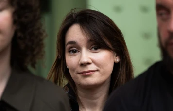 Xenia Fedorova : Un arrêté d’expulsion pris contre la chroniqueuse prorusse