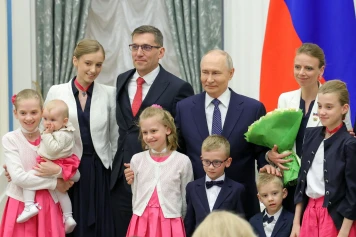 « Visas anti-woke », service d’assistance… Quand la Russie veut attirer les Européens déçus par l’Occident
