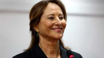 Ségolène Royal annonce qu'elle participera à la primaire socialiste en vue de l'élection présidentielle